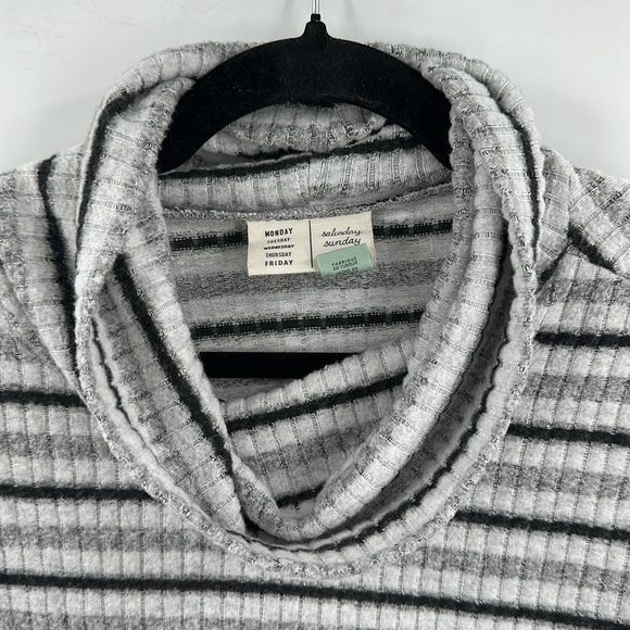 Anthropologie Saturday Sunday Pippa Hacci Turtleneck Grey Striped Small - Picture 5 of 7